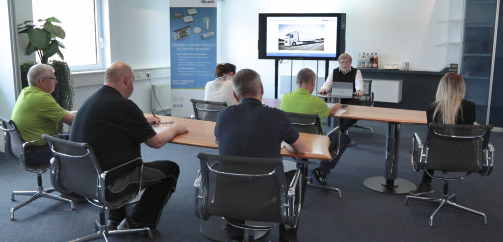 Gruppenbild eines Präsenzseminars der Jauch Academy